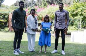 Συνάντηση της Προέδρου της Δημοκρατίας Κατερίνας Σακελλαροπούλου με τον τον Γιάννη Αντετοκούνμπο και την οικογένειά του 