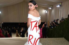 Η Alexandria Ocasio-Cortez στο Met Gala 