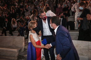 Κώστας Μπακογιάννης, δήμαρχος Αθηναίων, και Εκρέμ Ιμάμογλου, δήμαρχος Κωνσταντινούπολης στο Ηρώδειο