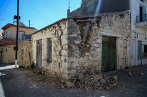 Σεισμός στην Κρήτη: Εικόνες καταστροφής από το Αρκαλοχώρι