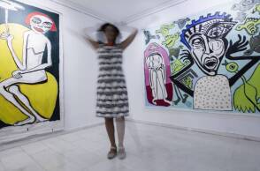 Η εικαστικός Μάρω Ζαχαρογιάννη.