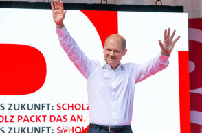 Όλαφ Σολτς, ο Γερμανός πολιτικός και υποψήφιος των Σοσιαλδημοκρατών που φιλοδοξεί να γίνει ο επόμενος καγκελάριος της Γερμανίας σε έναν συνασπισμό «φανάρι» με Φιλελεύθερους και Πράσινους