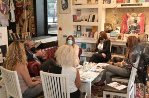 Ο υπουργός Εργασίας Κωστής Χατζηδάκης μιλά για το πρόγραμμα «Νταντάδες της Γειτονιάς»