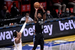 O παίκτης του NBA Κάιρι Ίρβινγκ