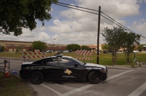 Περιπολικό έξω από σχολείο του Τέξας