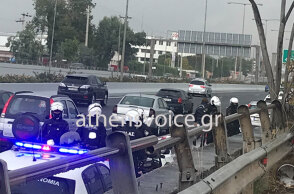 Πυροβολισμοί στην Κηφισιά - Αστυνομικοί στη γέφυρα Καλυφτάκη