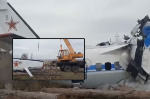 Έρευνες στα συντρίμμια μετά τη συντριβή αεροσκάφους στη Ρωσία