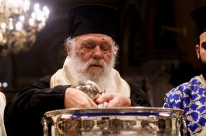 Ιερώνυμος - Κορωνοϊός: Όποιος διαφωνεί να πάει σπίτι του