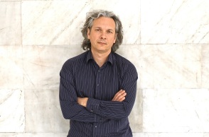 Ο συνθέτης Τάσος Ρωσσόπουλος