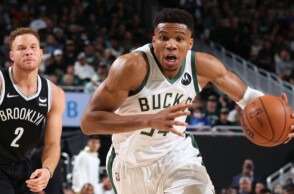 Ο Γιάννης Αντετοκούνμπο