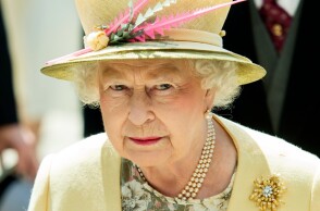 Η βασίλισσα Ελισάβετ