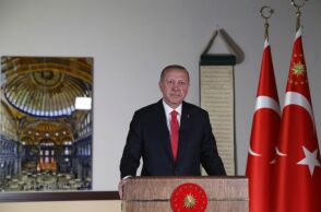 Προς εκτόνωση δείχνει να βαίνει η ένταση στις σχέσεις της Τουρκίας με 10 χώρες της Δύσης