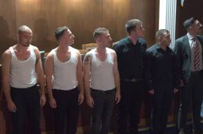 «Κοιμήσου Γλυκό μου Παιδάκι» στο Θέατρο του 401 Στρατιωτικού Νοσοκομείου.