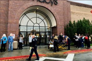 Πυροβολισμοί σε εμπορικό στις ΗΠΑ