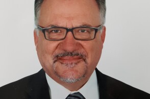 Ο καθηγητής Δημήτρης Βλαχάκος στον Όμιλο ΒΙΟΙΑΤΡΙΚΗ