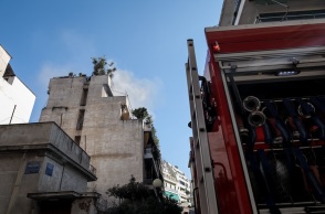 Φωτιά τώρα σε σπίτι στον Βύρωνα 