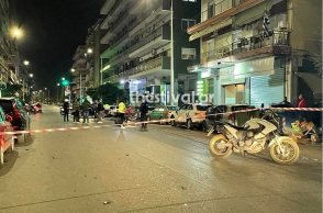 Τροχαίο στη Θεσσαλονίκη: Ντελιβεράς παρασύρθηκε από αυτοκίνητο