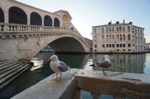 Ιταλία: Είκοσι τρεις Έλληνες τουρίστες βρέθηκαν θετικοί στον κορωνοϊό στην Βενετία	