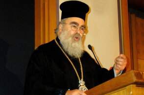 Ο Μητροπολίτης Δωδώνης Χρυσόστομος προτείνει να μείνουν έξω από την εκκλησία όσοι πιστοί είναι ανεμβολίαστοι για κορωνοϊό