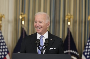 Το οριστικό «ναι» του αμερικανικού Κογκρέσου έλαβε το κολοσσιαίο πακέτο επενδύσεων, ύψους 1,2 τρισεκατομμυρίου δολαρίων, του προέδρου Τζο Μπάιντεν. 