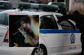 Μαχαιρώματα σε καφετέρια στη Λένορμαν στον Κολωνό, με γνωστό ράπερ Thug Slime (ένθετη) να εμπλέκεται στο αιματηρό συμβάν (ΦΩΤΟ ΑΡΧΕΙΟΥ)