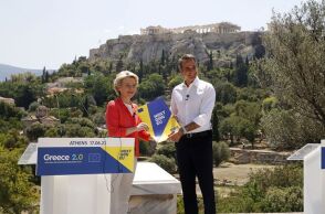 Κομισιόν: Πρόβλεψη έκπληξη για ανάπτυξη 7,1% το 2021 και 5,2% το 2022