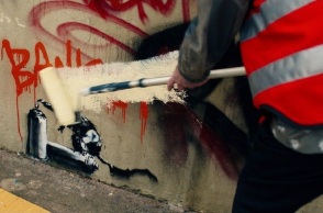 Ο Christopher Walken σβήνει τον αρουραίο του Bansky