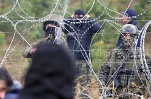 Ένταση στα σύνορα Πολωνίας-Λευκορωσίας: Νεκρός στρατιώτης