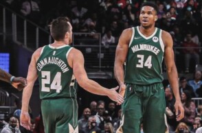 Ο Γιάννης Αντετοκούνμπο