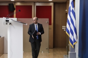 Οικονόμου: Ξεκινά από αύριο η επιστράτευση, αν δεν καλυφθούν ως σήμερα το βράδυ τα κενά