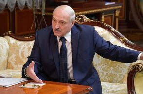 Λευκορωσία: Ο Αλεξάντρ Λουκασένκο παραδέχθηκε ότι βοήθησε τους μετανάστες να περάσουν στην Πολωνία