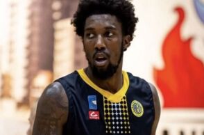 Ο Αμερικανός καλαθοσφαιριστής της ΑΕΛ Κόρεϊ Μάνιγκολτ