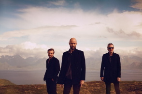 Οι Madrugada έρχονται στην Ελλάδα στις 24 Σεπτεμβρίου για μία εμφάνιση στο Παναθηναϊκό Στάδιο