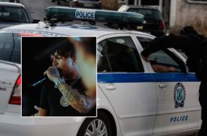 Μαχαιρώματα σε καφετέρια στη Λένορμαν στον Κολωνό, με γνωστό ράπερ Thug Slime (ένθετη) να εμπλέκεται στο αιματηρό συμβάν