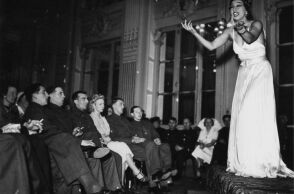 Ζοζεφίν Μπέικερ: Η πρώτη μαύρη γυναίκα στο Πάνθεον 