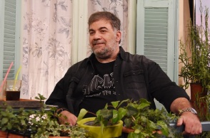 Δημήτρης Σταρόβας