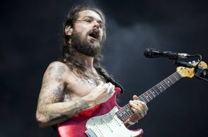 O τραγουδιστής και κιθαρίστας των Biffy Slyro, Simon Neil 