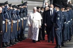 Η άφιξη του Πάπα Φραγκίσκου στο Αεροδρόμιο "Ελευθέριος Βενιζέλος"