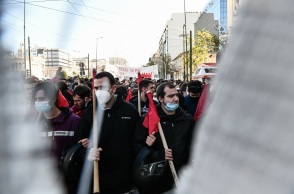 Συγκέντρωση και πορεία από μαθητικές συλλογικότητες και φοιτητικούς συλλόγους για να τιμήσουν τη μνήμη του 15χρονου Αλέξη Γρηγορόπουλου