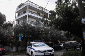 Δύο αδέλφια εντοπίστηκαν νεκρά σε διαμέρισμα οικογενειακής πολυκατοικίας, επί της οδού Ολυμπίας, στο Νέο Ηράκλειο