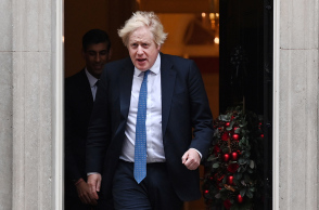 Σάλος στη Βρετανία με «πάρτι» στην Ντάουνινγκ Στριτ εν μέσω lockdown 