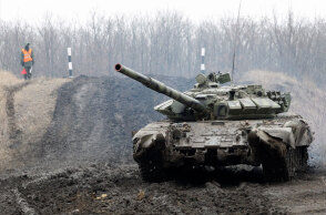 Άρμα μάχης των φιλορώσων στο Ντόνμπας της Ουκρανίας