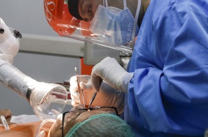 Ρωσία: Ασθενής μαχαίρωσε οδοντίατρο επειδή δεν του άρεσε το αποτέλεσμα