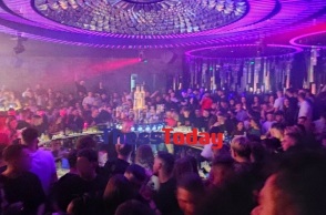 Πάρτι χιλιάδων Eλλήνων στο Μπάνσκο, στη Βουλγαρία