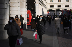 Μετάλλαξη Όμικρον: Κατεγράφη ο πρώτος θάνατος ασθενούς στη Βρετανία