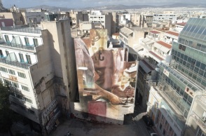 Τοιχογραφία του Guido Van Helten στα Εξάρχεια