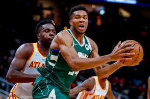 Ο Γιάννης Αντετοκούνμπο