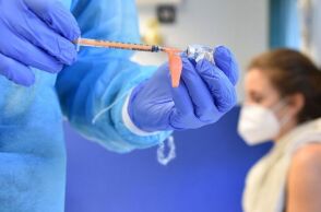 Εμβόλιο Pfizer - Εμβολιασμός