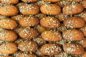 Τα μελομακάρονα των Ασημακόπουλων