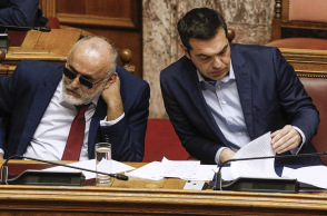 Οι «ρινόκεροι» και η αρένα της Κουμουνδούρου